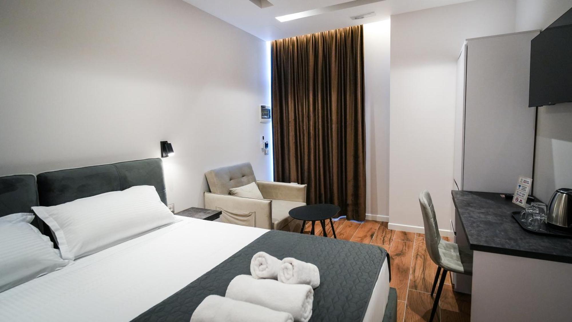 Hotell Luminosa Shkodër